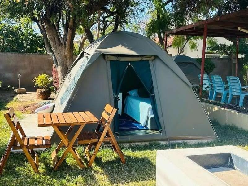 Birdville Bnb Guest House 哈博罗内 外观 照片