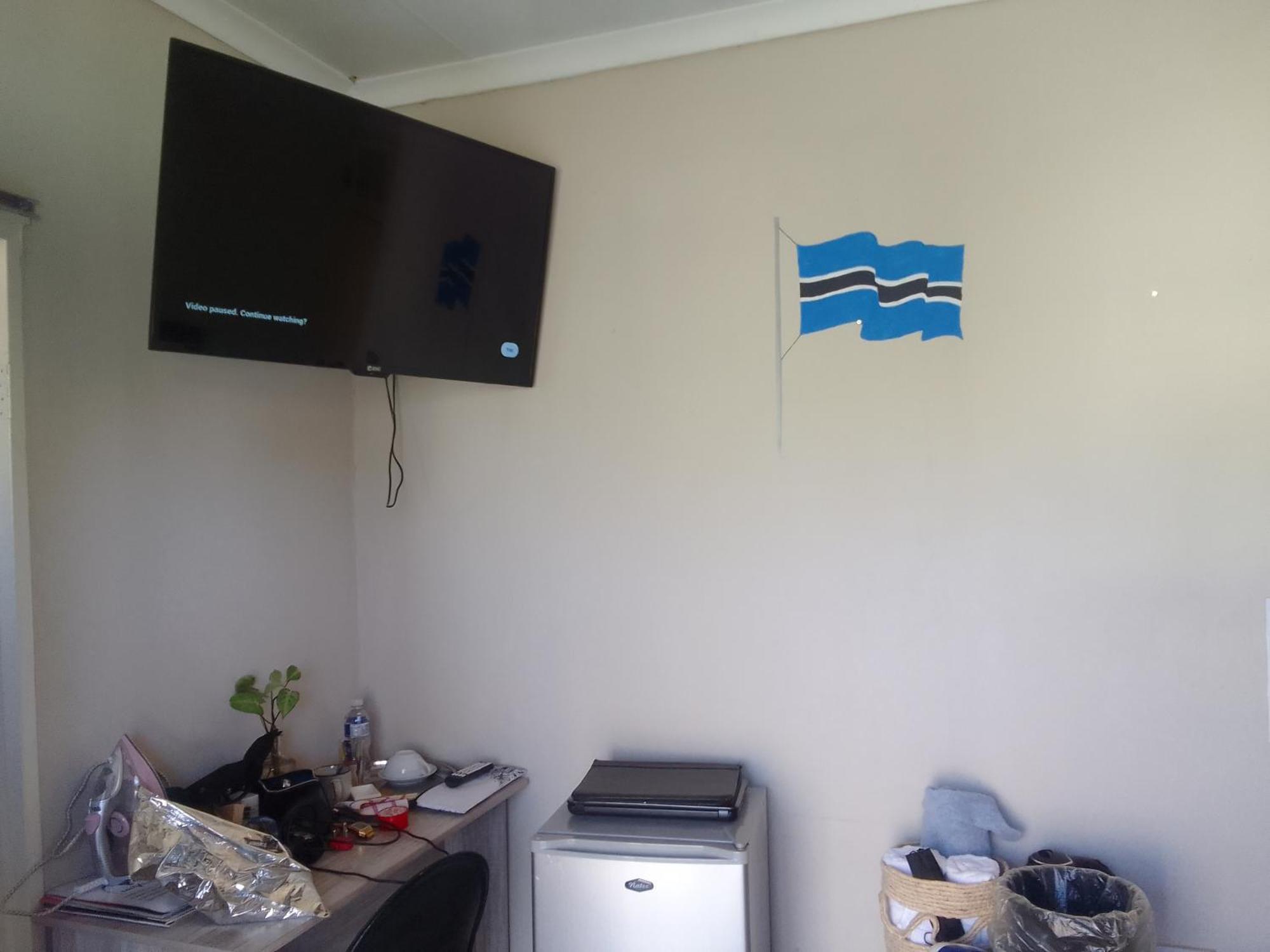 Birdville Bnb Guest House 哈博罗内 外观 照片